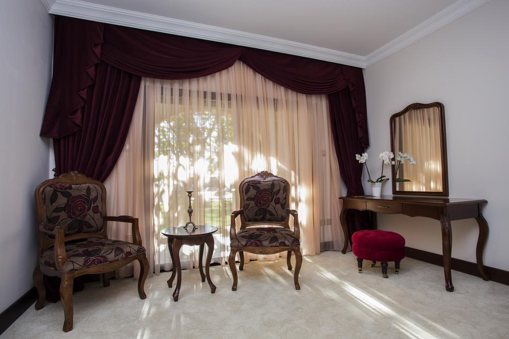 לאפיטוס Le Chateau Lambousa מראה חיצוני תמונה